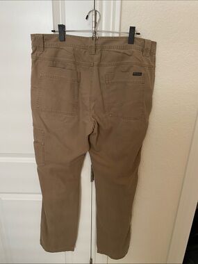Columbia Men's Tan Cargo Work Pants